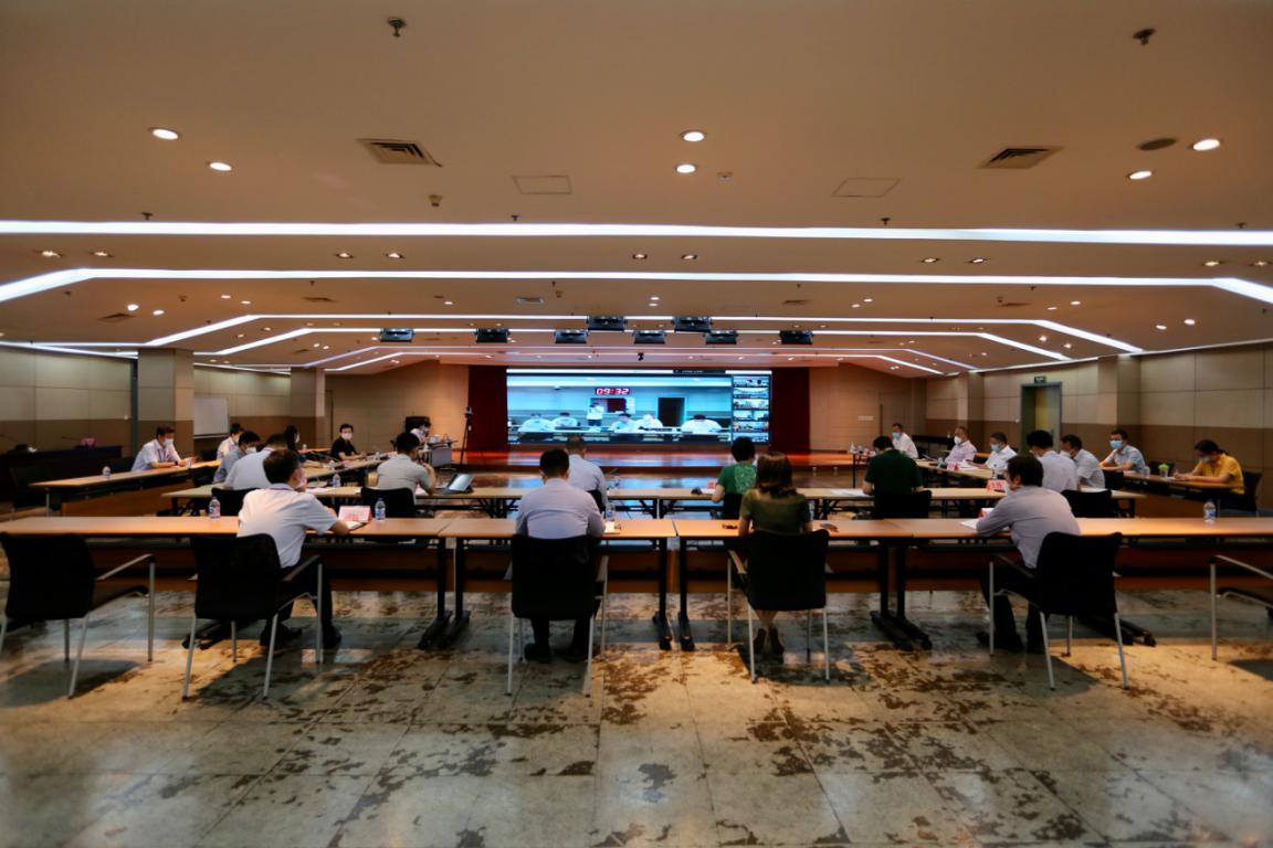 181910483.jpg 181910483.jpg